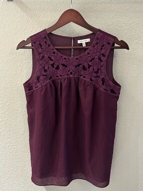 Max Studio Plum Sleeveless Lace-Detail Blouse XS